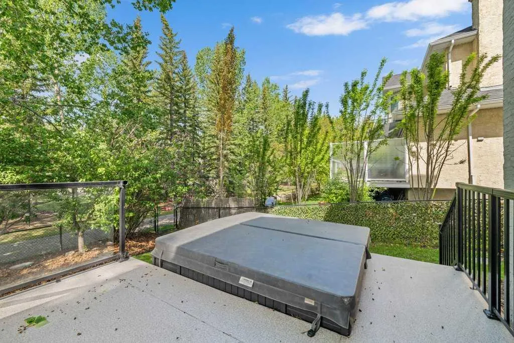 5 Mckenzie Lake Point SE