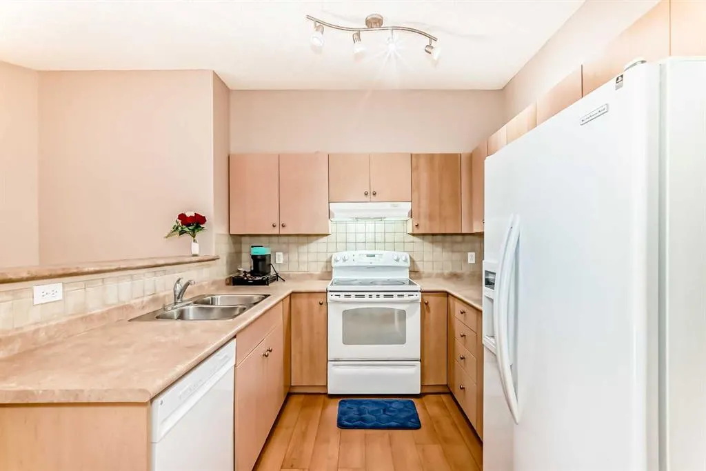 1140 Taradale Drive NE, #2115