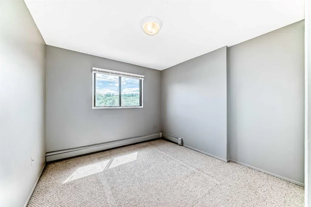 2611 1 Avenue NW, #206