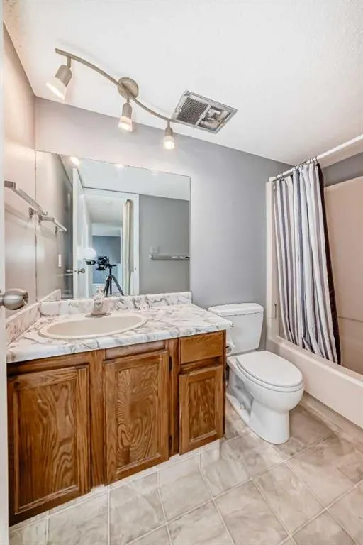 2611 1 Avenue NW, #206