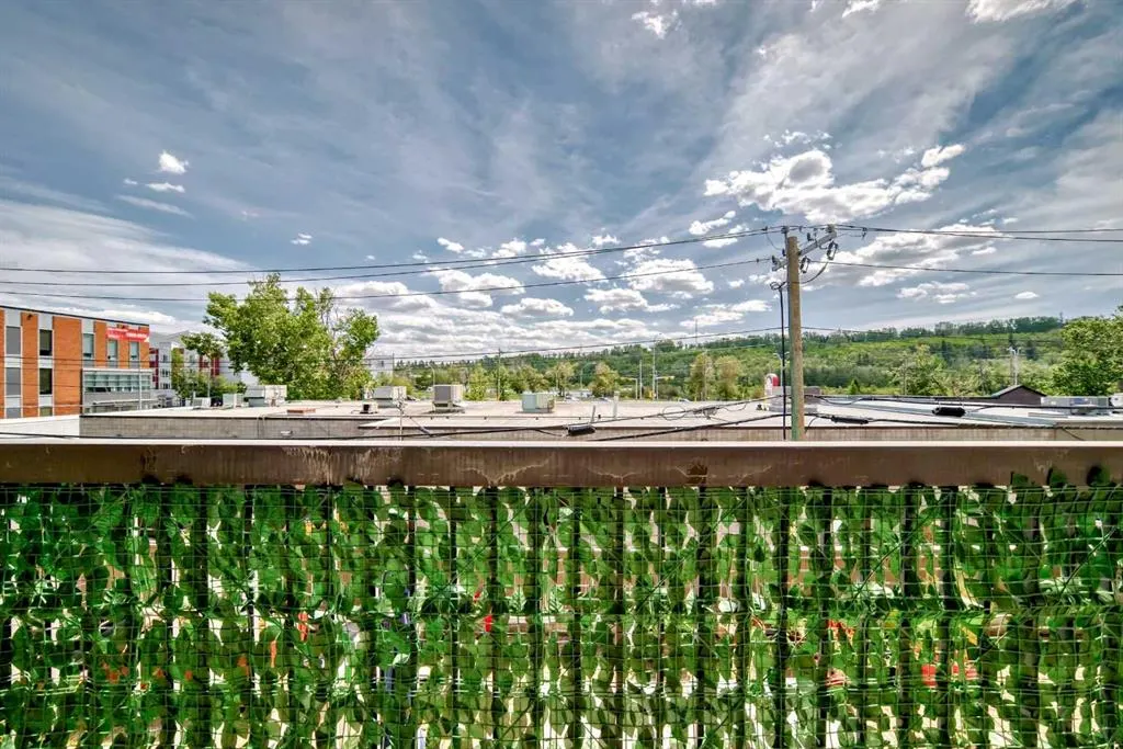 2611 1 Avenue NW, #206