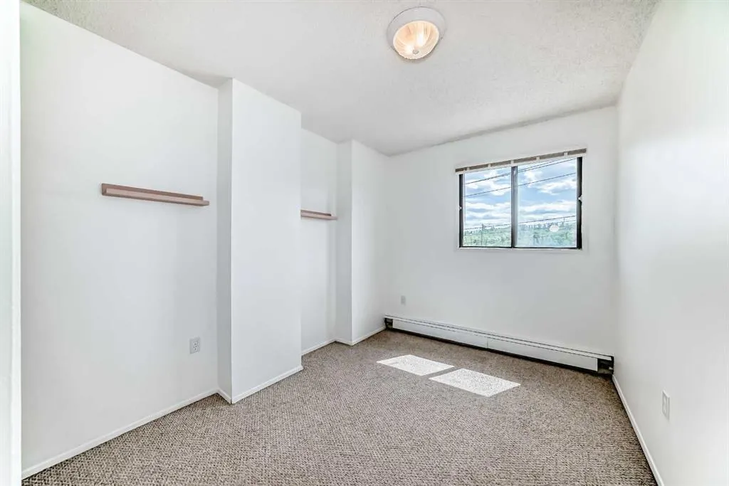 2611 1 Avenue NW, #206