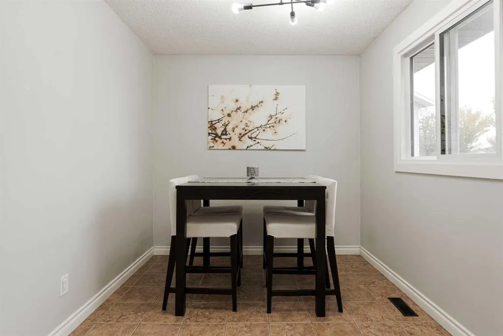 179 Cochrane Crescent