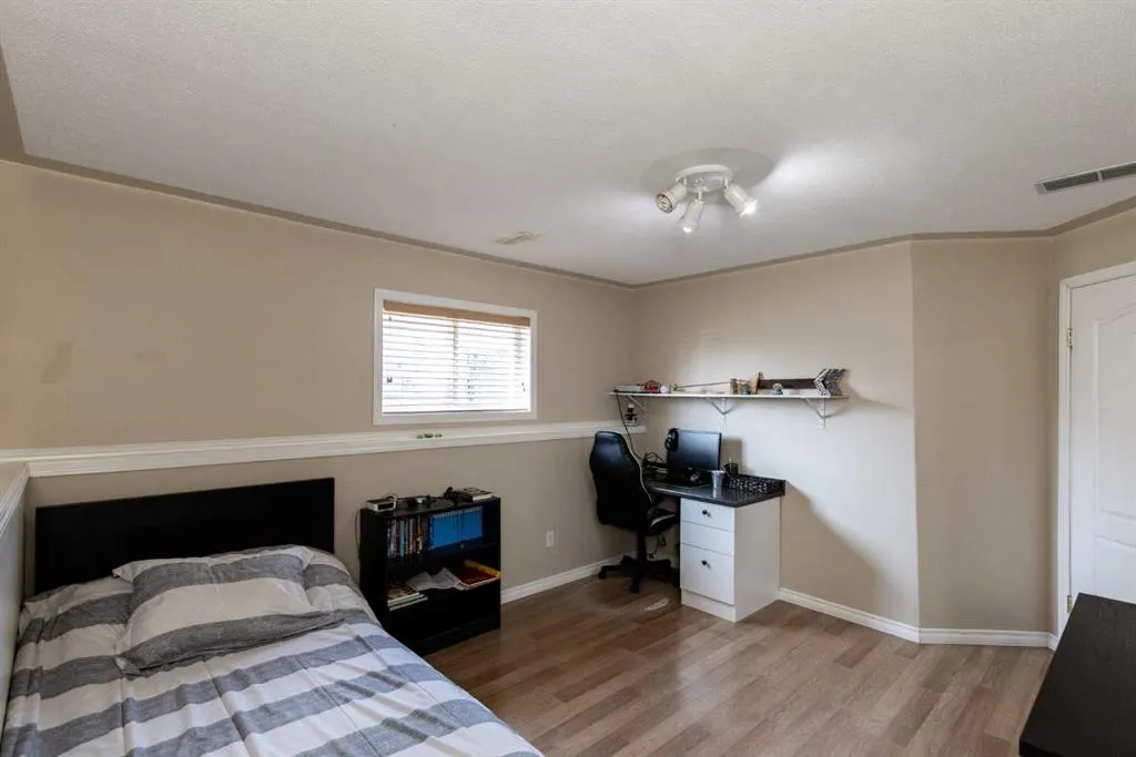 20 Aspen Close