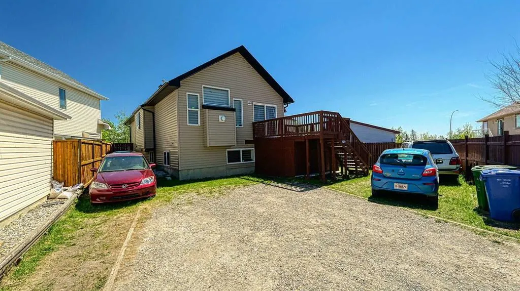 11 Taravista Mews NE
