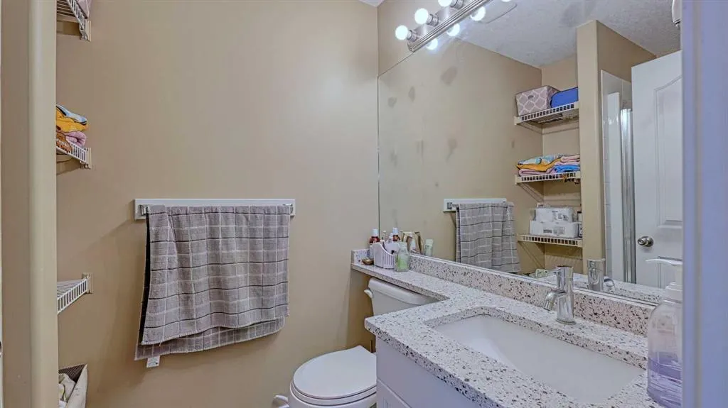 11 Taravista Mews NE
