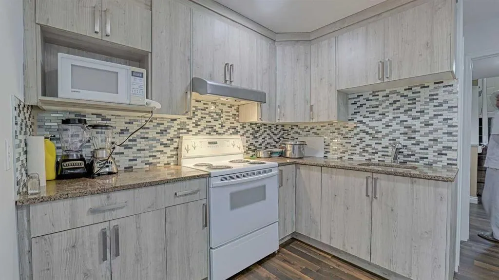 11 Taravista Mews NE