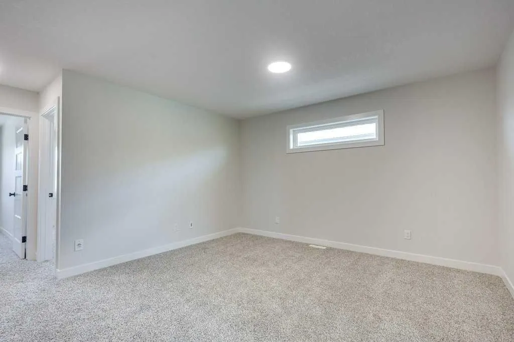 117 Crestview Boulevard
