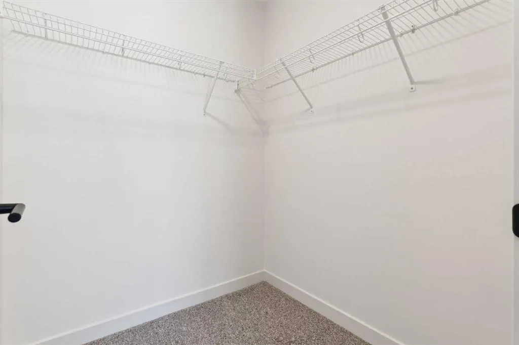 100 Walgrove Court SE, #4202