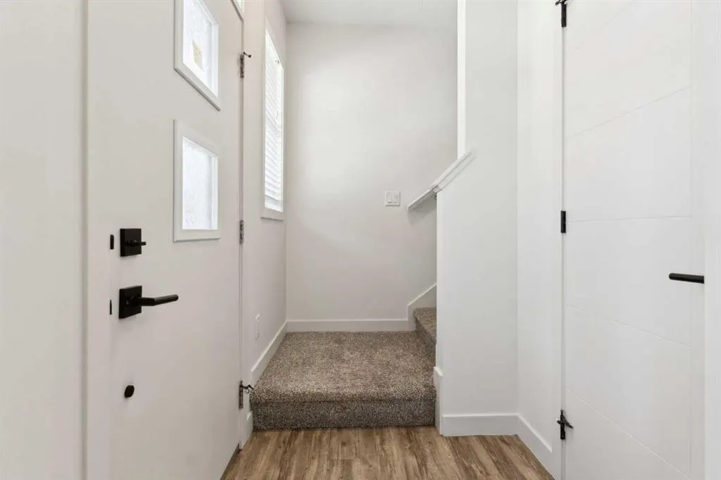 100 Walgrove Court SE, #4202