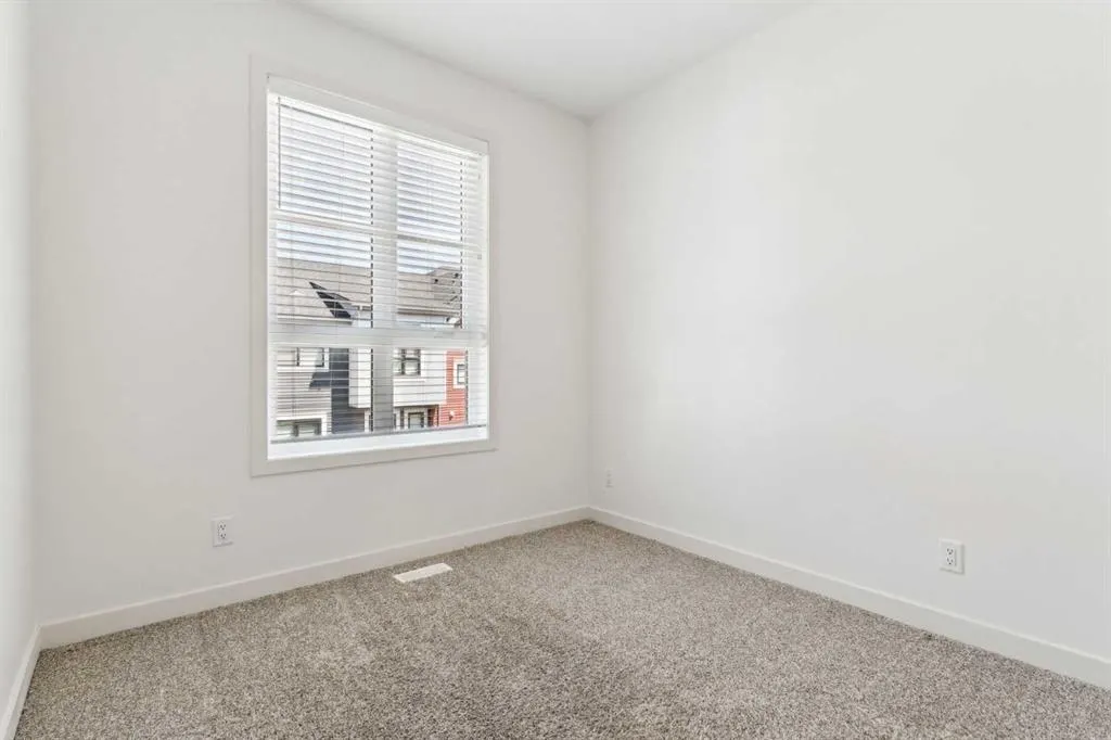 100 Walgrove Court SE, #4202