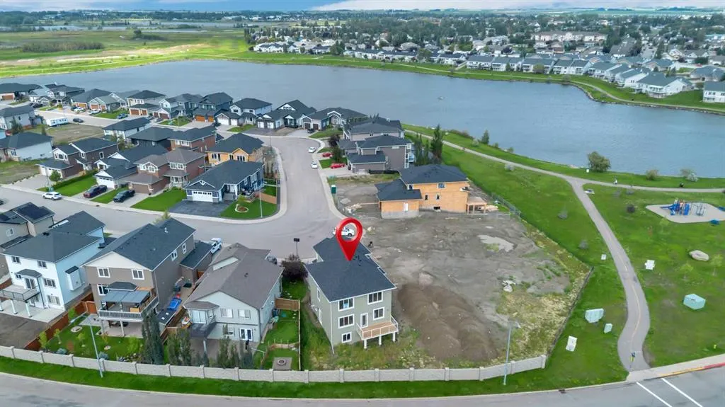17 Lakes Estates Circle