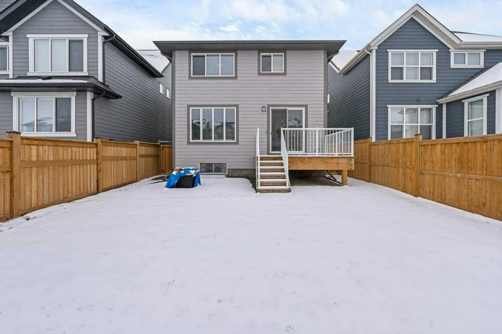 240 Magnolia Heath SE