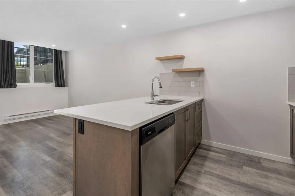 260 Rowley Way NW, #108