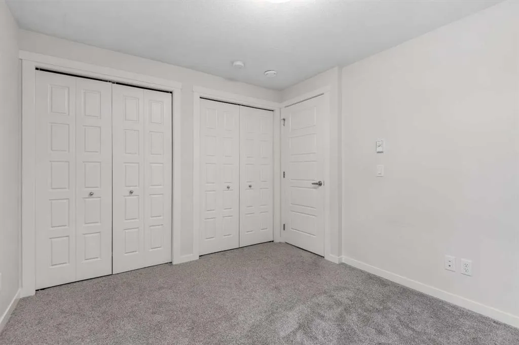260 Rowley Way NW, #108