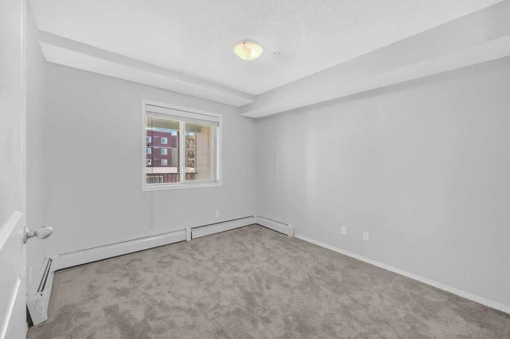 5 Saddlestone Way NE, #204