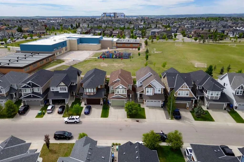 220 Auburn Meadows Crescent SE