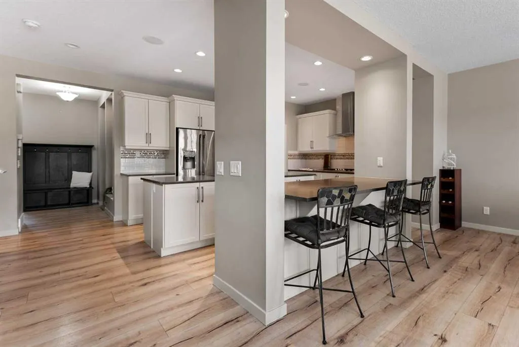 220 Auburn Meadows Crescent SE