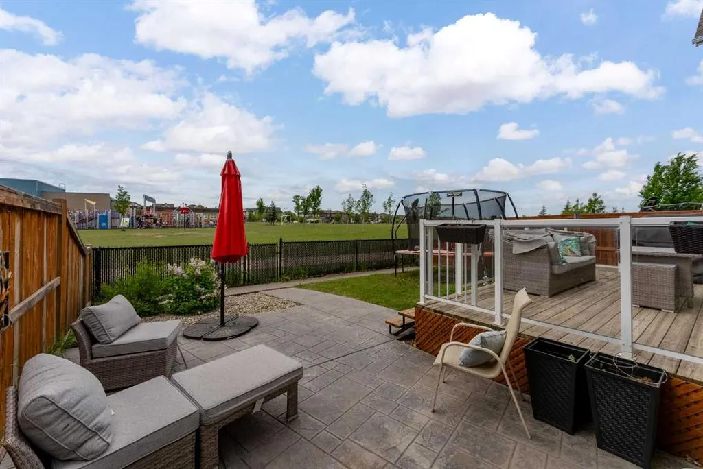 220 Auburn Meadows Crescent SE