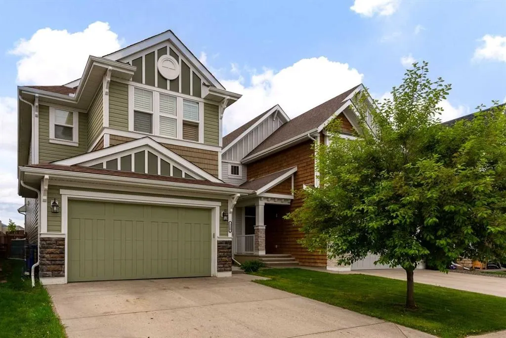 220 Auburn Meadows Crescent SE