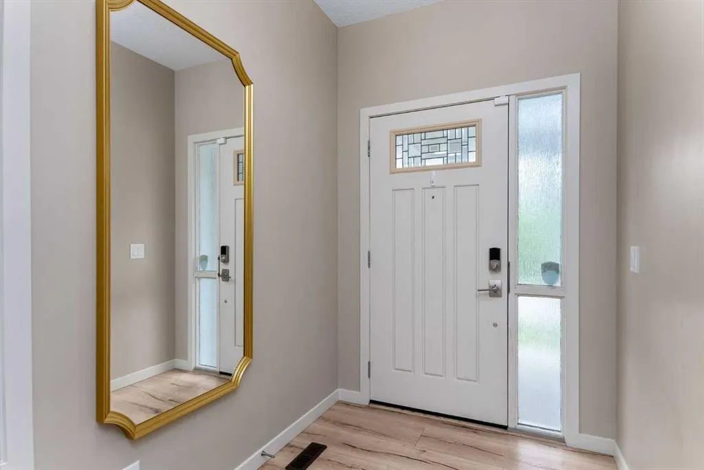 220 Auburn Meadows Crescent SE