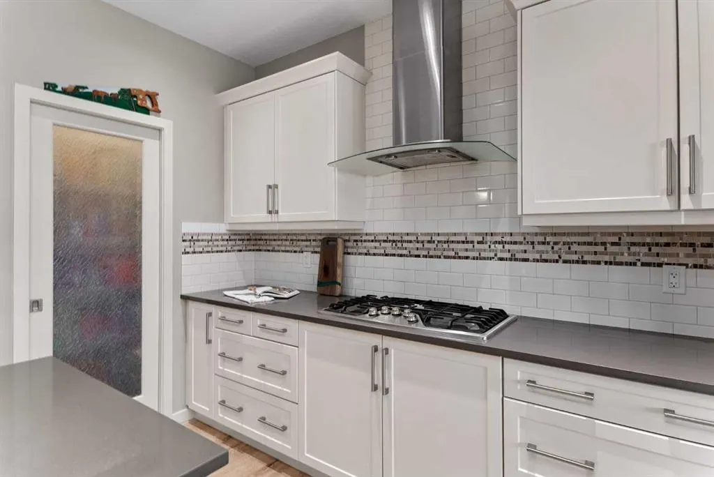220 Auburn Meadows Crescent SE