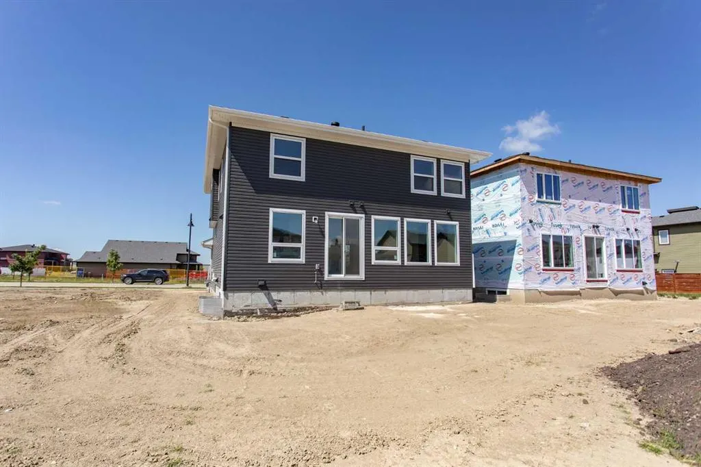 17 Thatcher Avenue