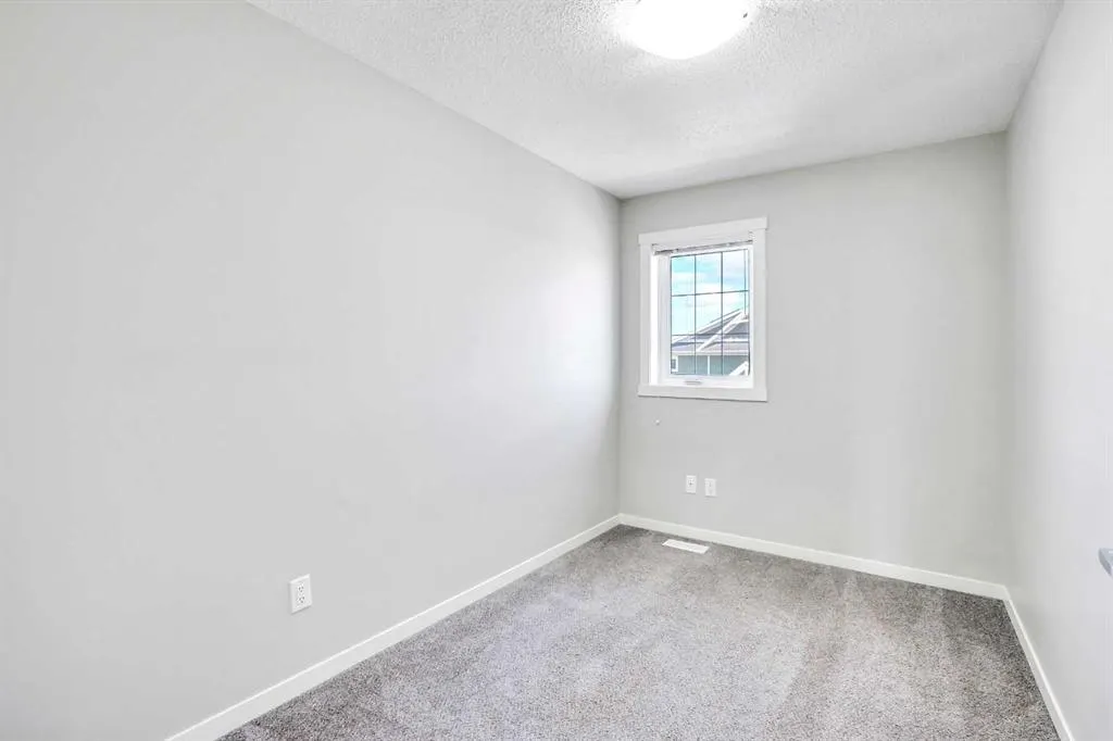 7451 Falconridge Boulevard NE, #1404