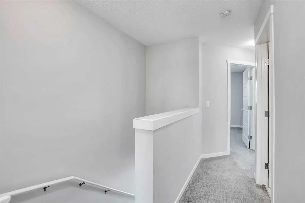7451 Falconridge Boulevard NE, #1404