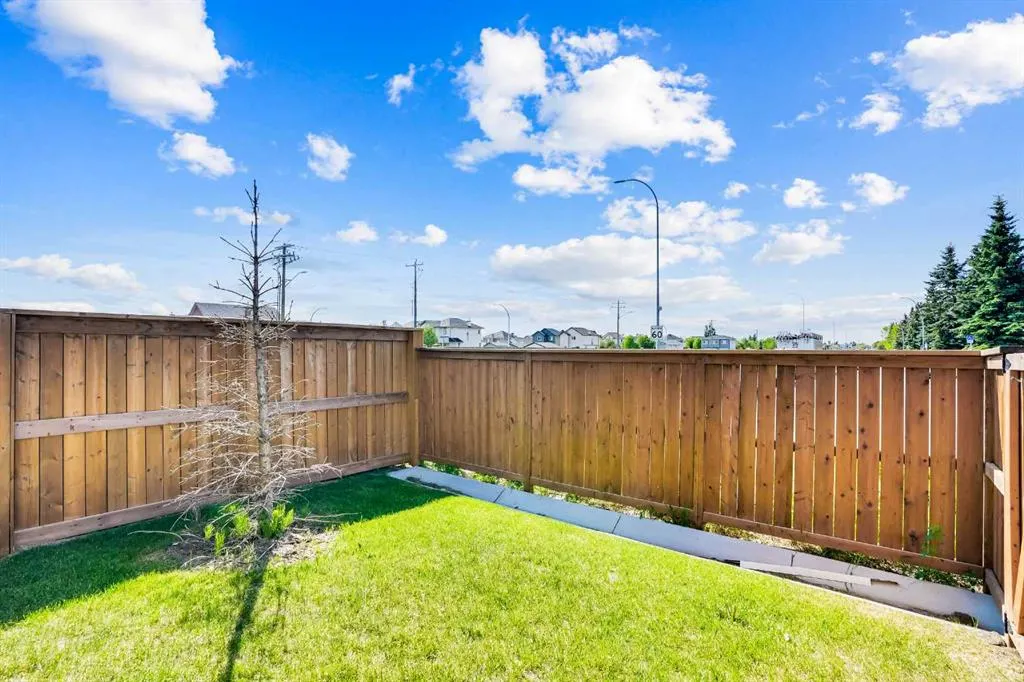 7451 Falconridge Boulevard NE, #1404