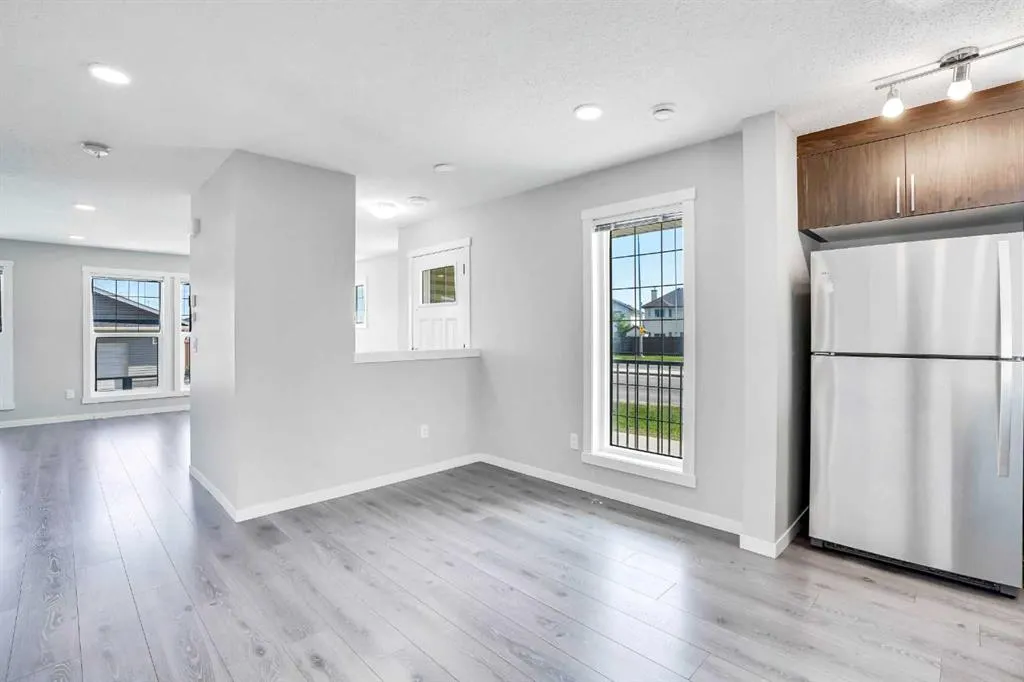 7451 Falconridge Boulevard NE, #1404