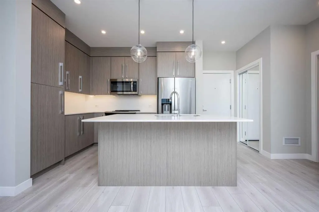 383 Smith Street NW, #217