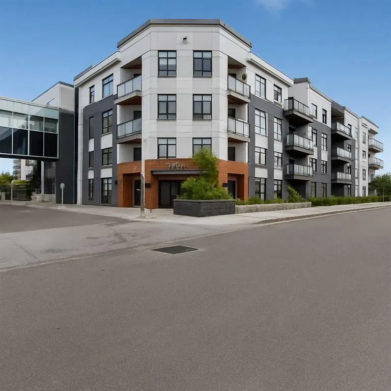 383 Smith Street NW, #217