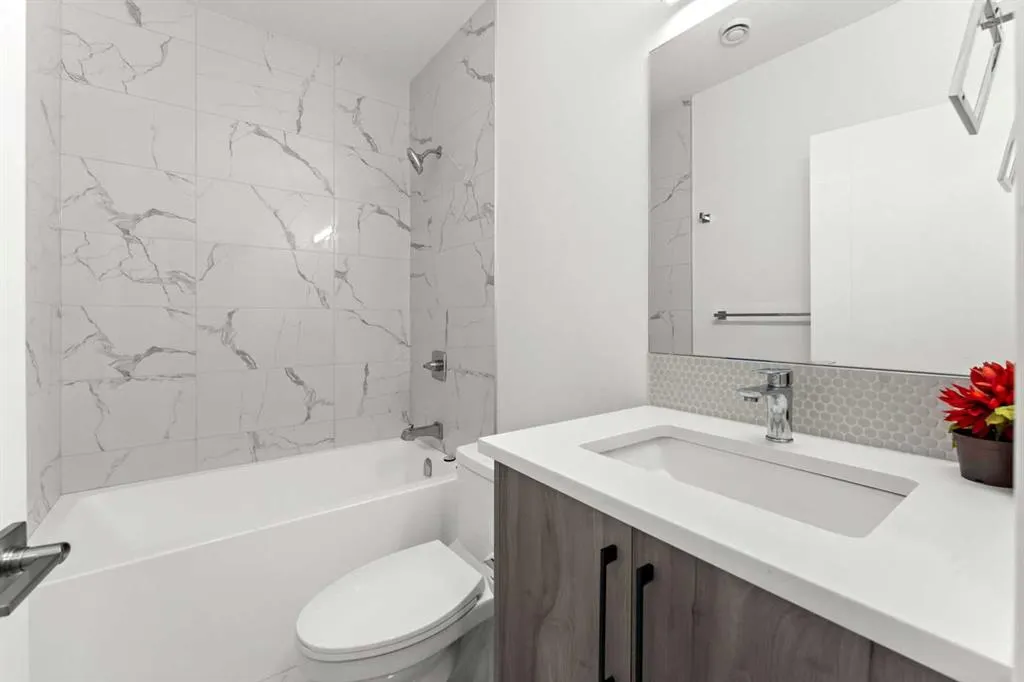 125 South Shore View