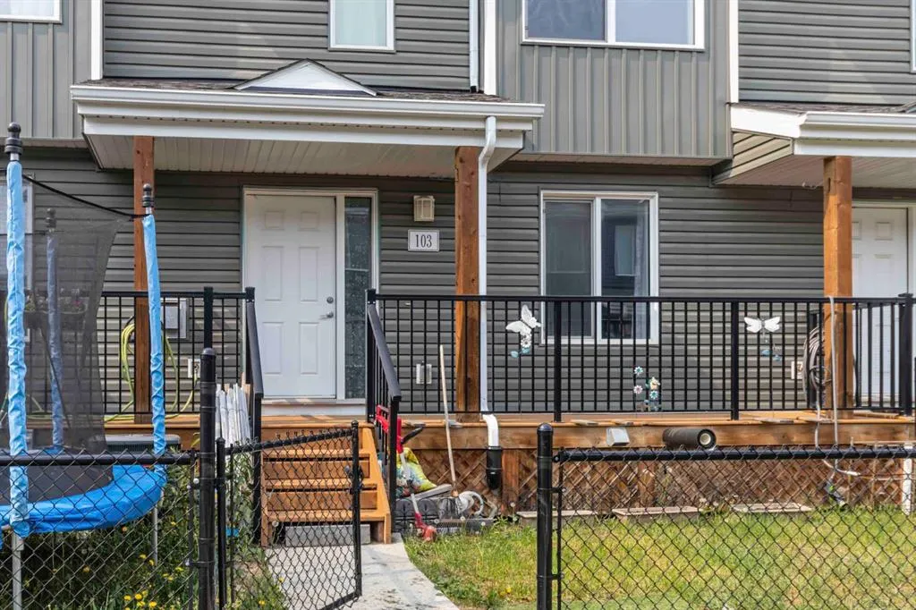 401 Athabasca Avenue, #103