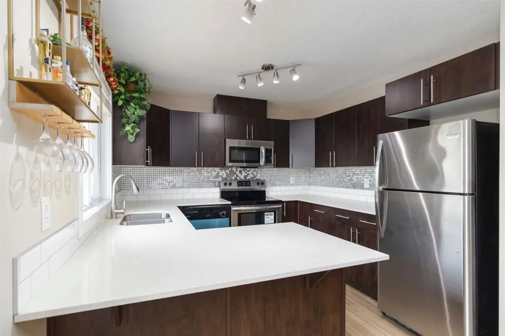 401 Athabasca Avenue, #103