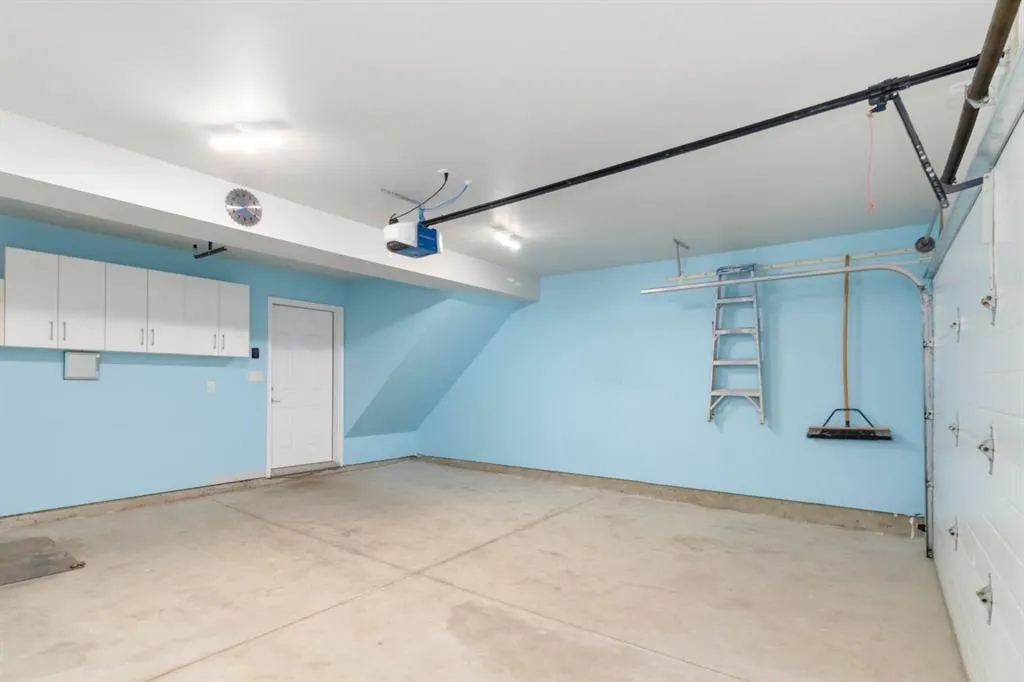 401 Athabasca Avenue, #103