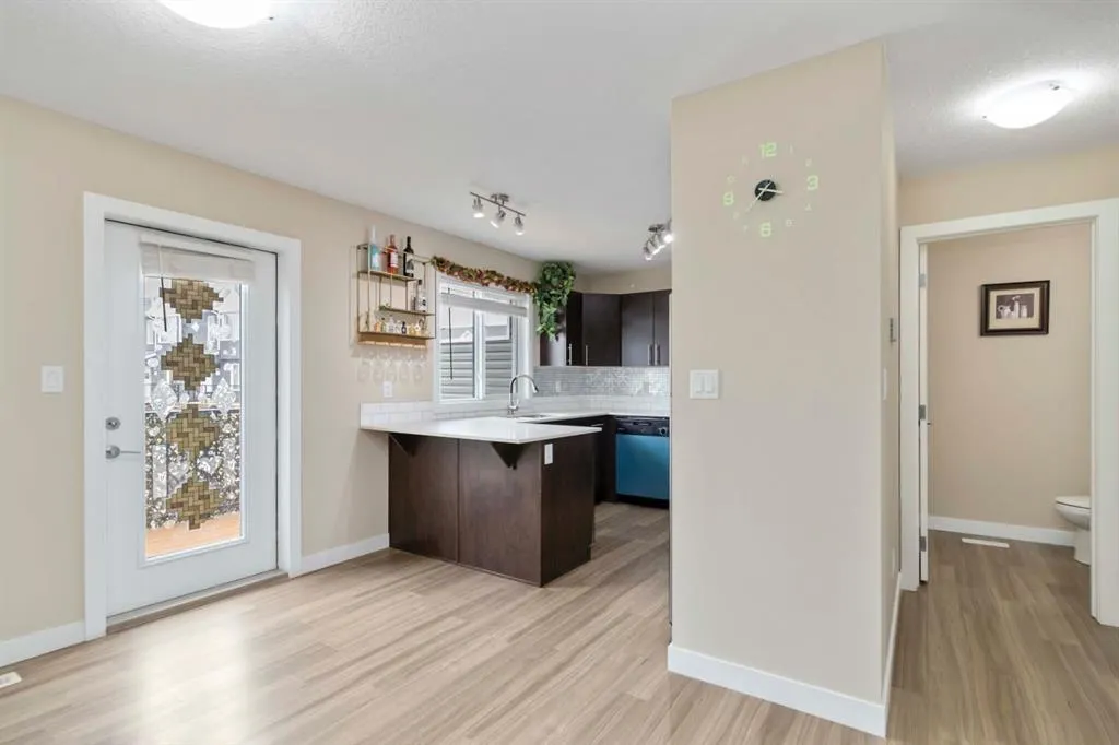 401 Athabasca Avenue, #103