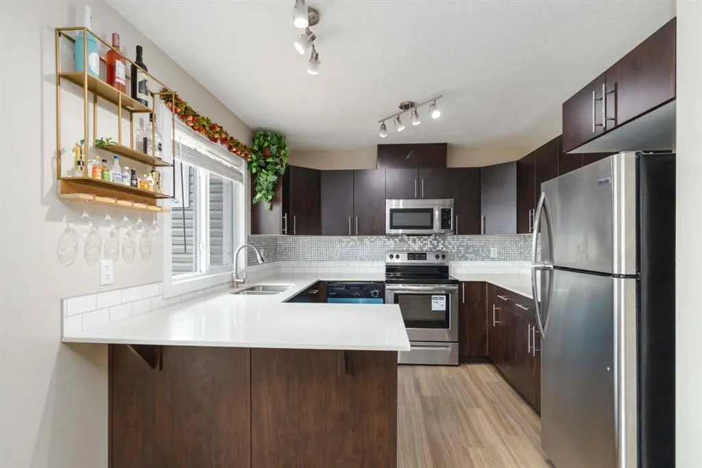 401 Athabasca Avenue, #103
