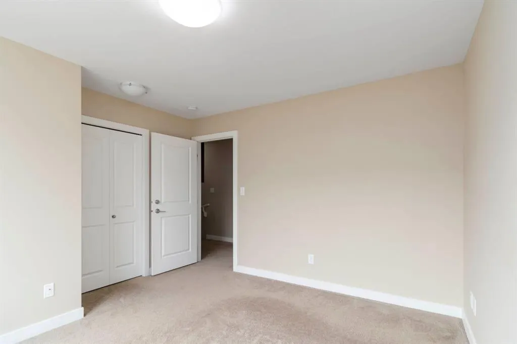 401 Athabasca Avenue, #103