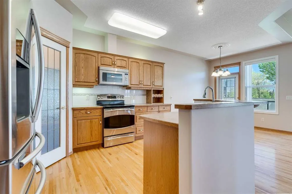 48 Tuscany Village Court NW