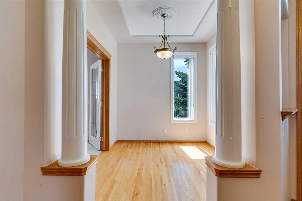 48 Tuscany Village Court NW