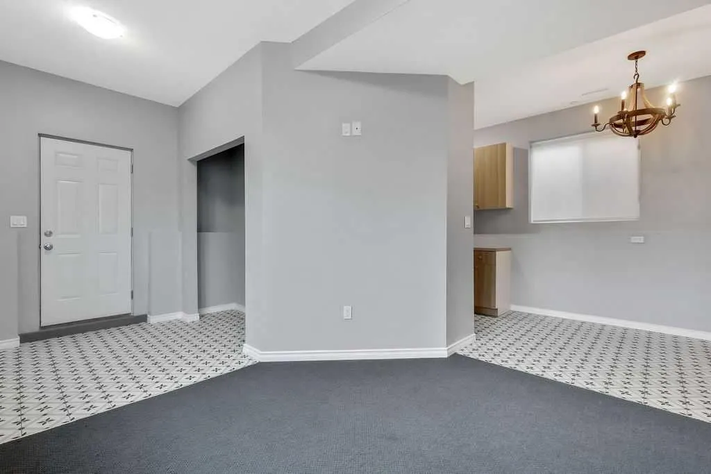 1018 Smith Avenue, #A and B