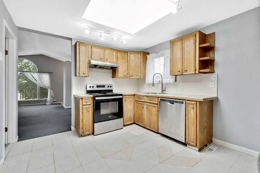 1018 Smith Avenue, #A and B
