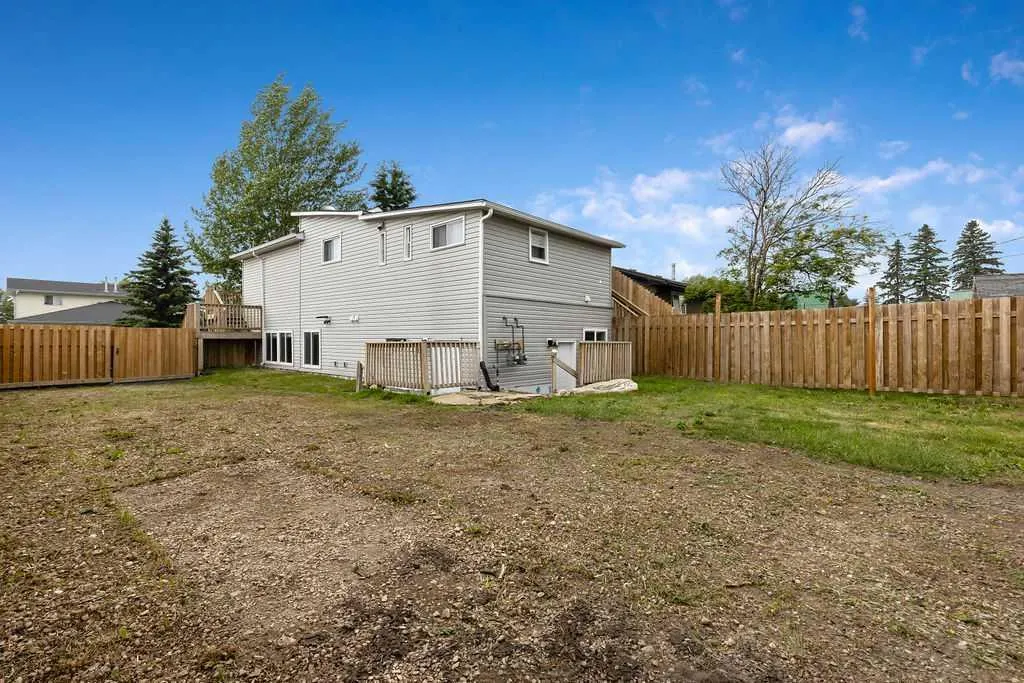 1018 Smith Avenue, #A and B