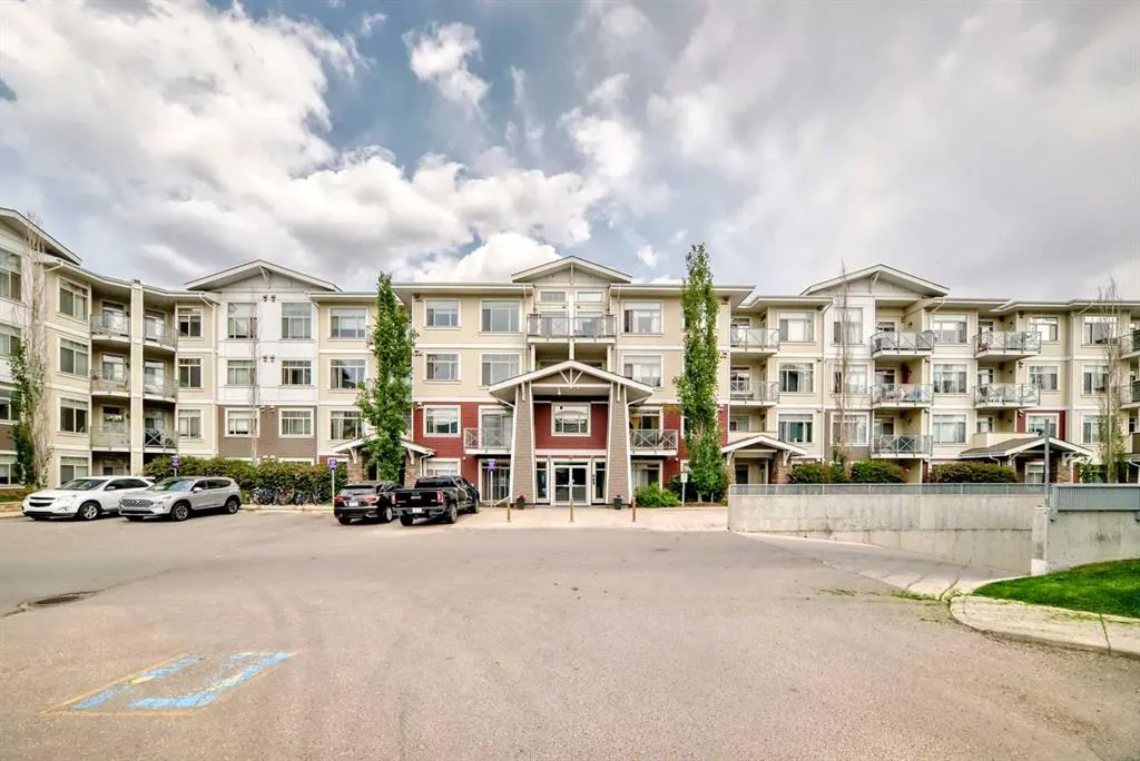 22 Auburn Bay Link SE, #109