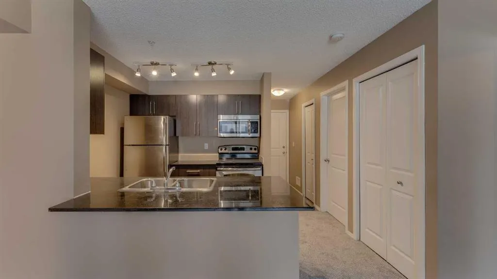 2715 12 Avenue SE, #105