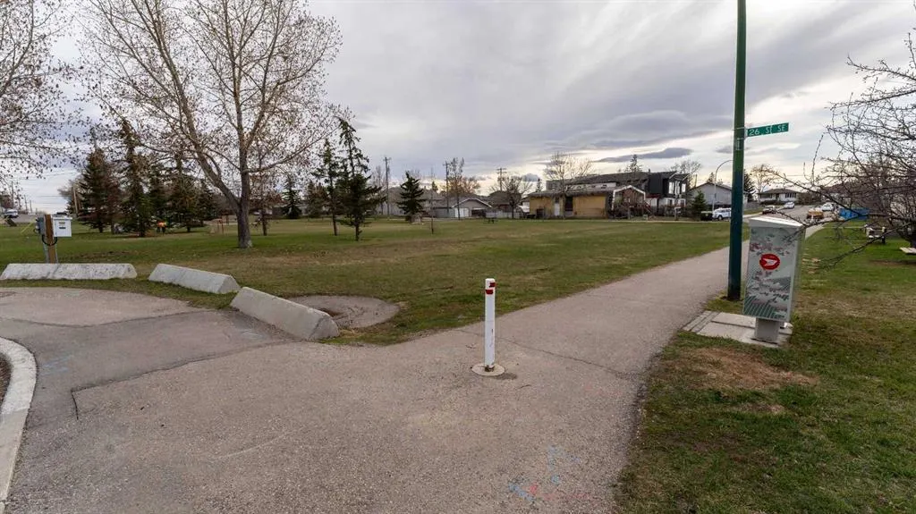 2715 12 Avenue SE, #105