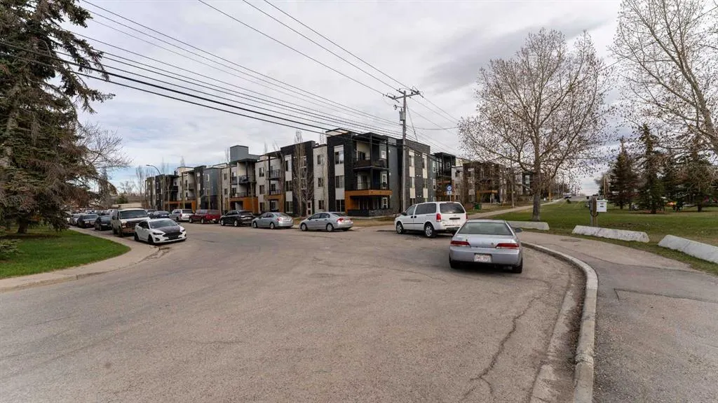 2715 12 Avenue SE, #105