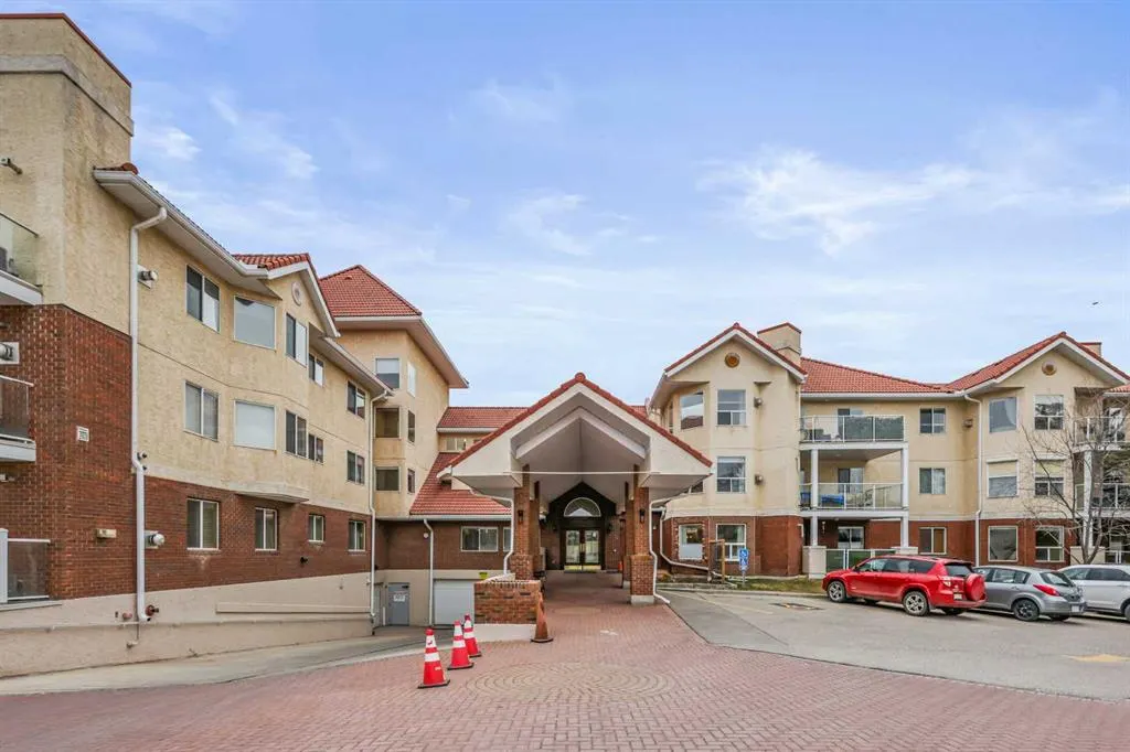 1818 Simcoe Boulevard SW, #1115